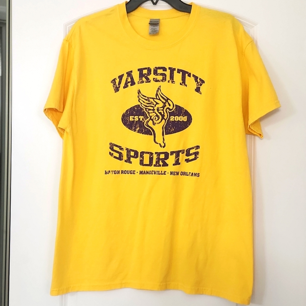 Yellow/purple Varsity Sports t shirt in great condition!